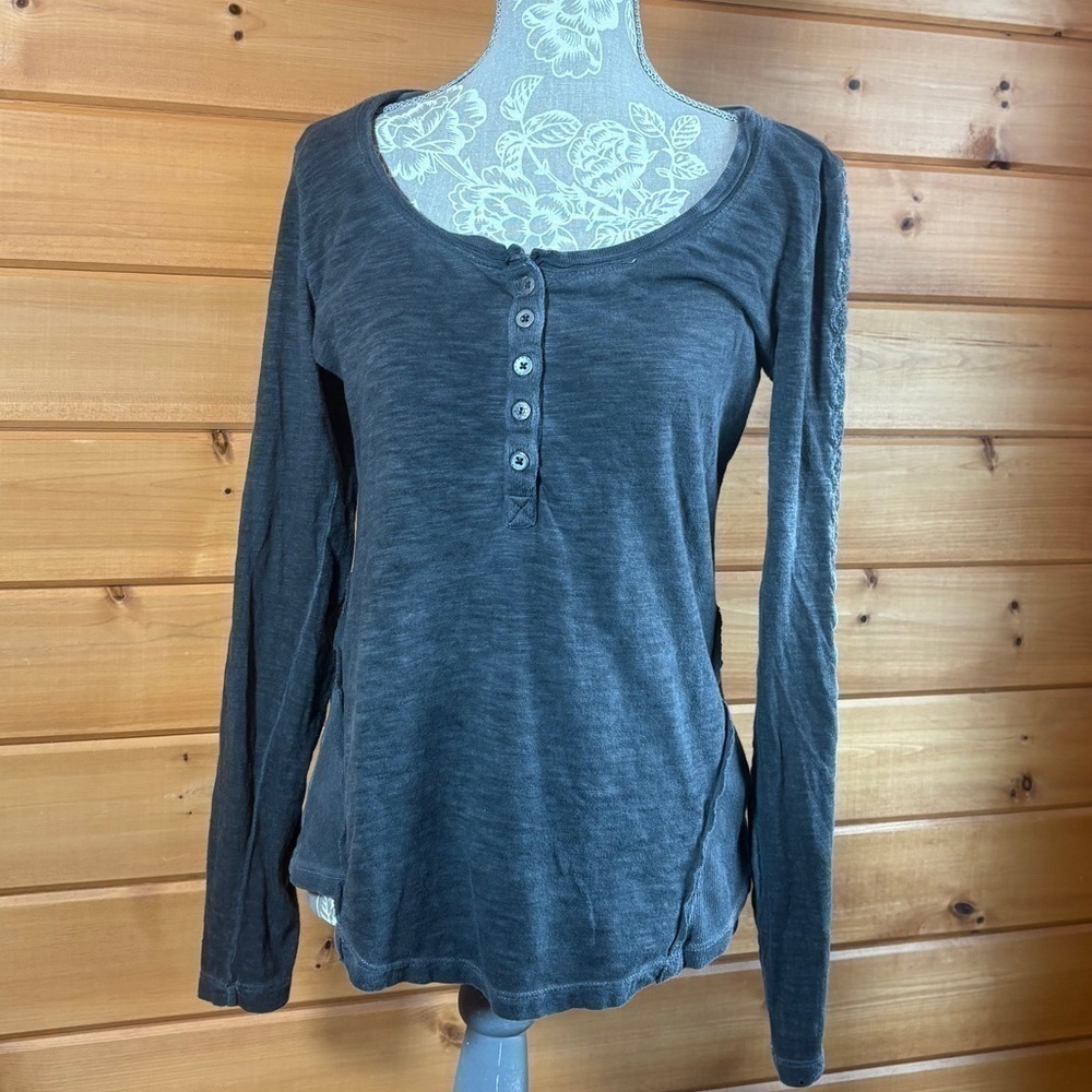 Free People Heathered Gray Henley Crocheted Sleeves M